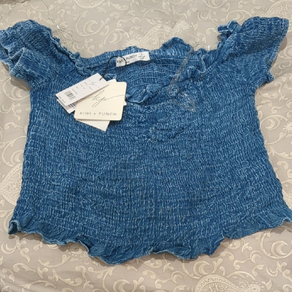 Blue Denim Smocked Women's Top Size Large NWT Kiwi+Punch